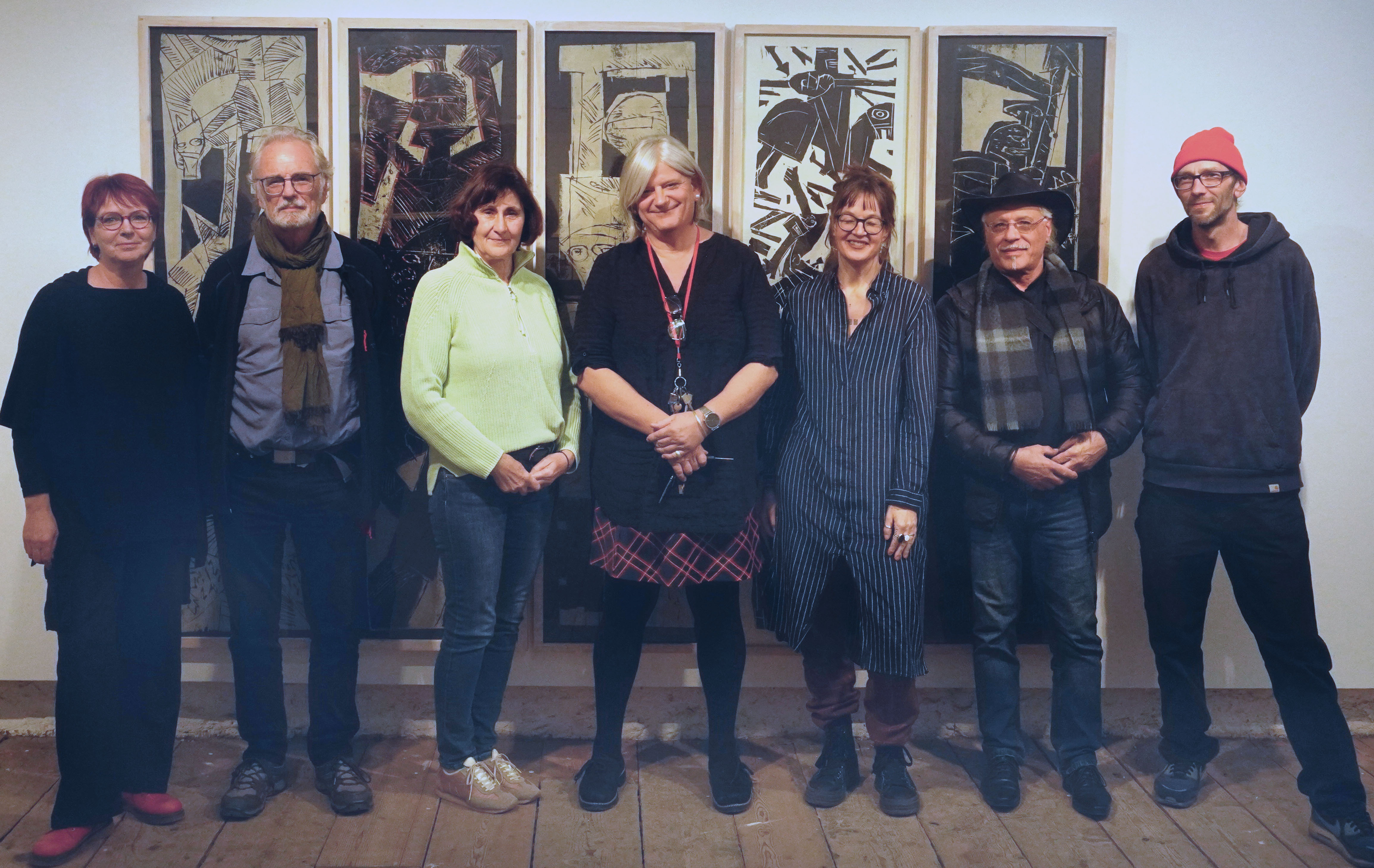 V. l. n. r.: Beate Diao (Beisitzer), Michael Priebe (2. Schriftführer), Leonore Weiss (1. Vorstand), Steffi Wanzl-Lawrence (2. Vorstand), Petra Fürst (Beisitzer), Serio Digitalino (Beisitzer), Daniel Lange (Kassier). Nicht auf dem Bild: Ingrid Penzkofer (1. Schriftführer)